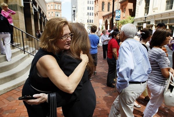 Quake rocks Washington area, felt on East Coast