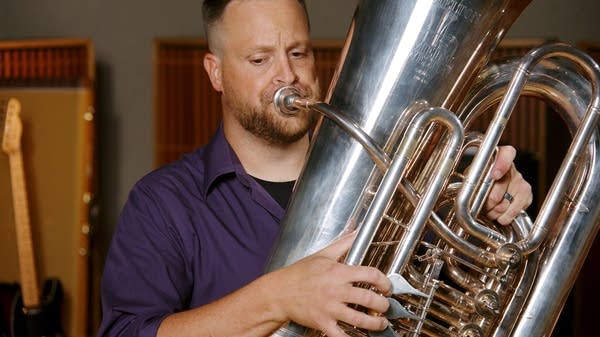 Class Notes thumbnail for a Beginning Band lesson. Includes tuba player Jacob Grewe of the Minnesota Winds.