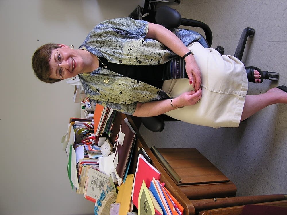 Librarian Alice Neve
