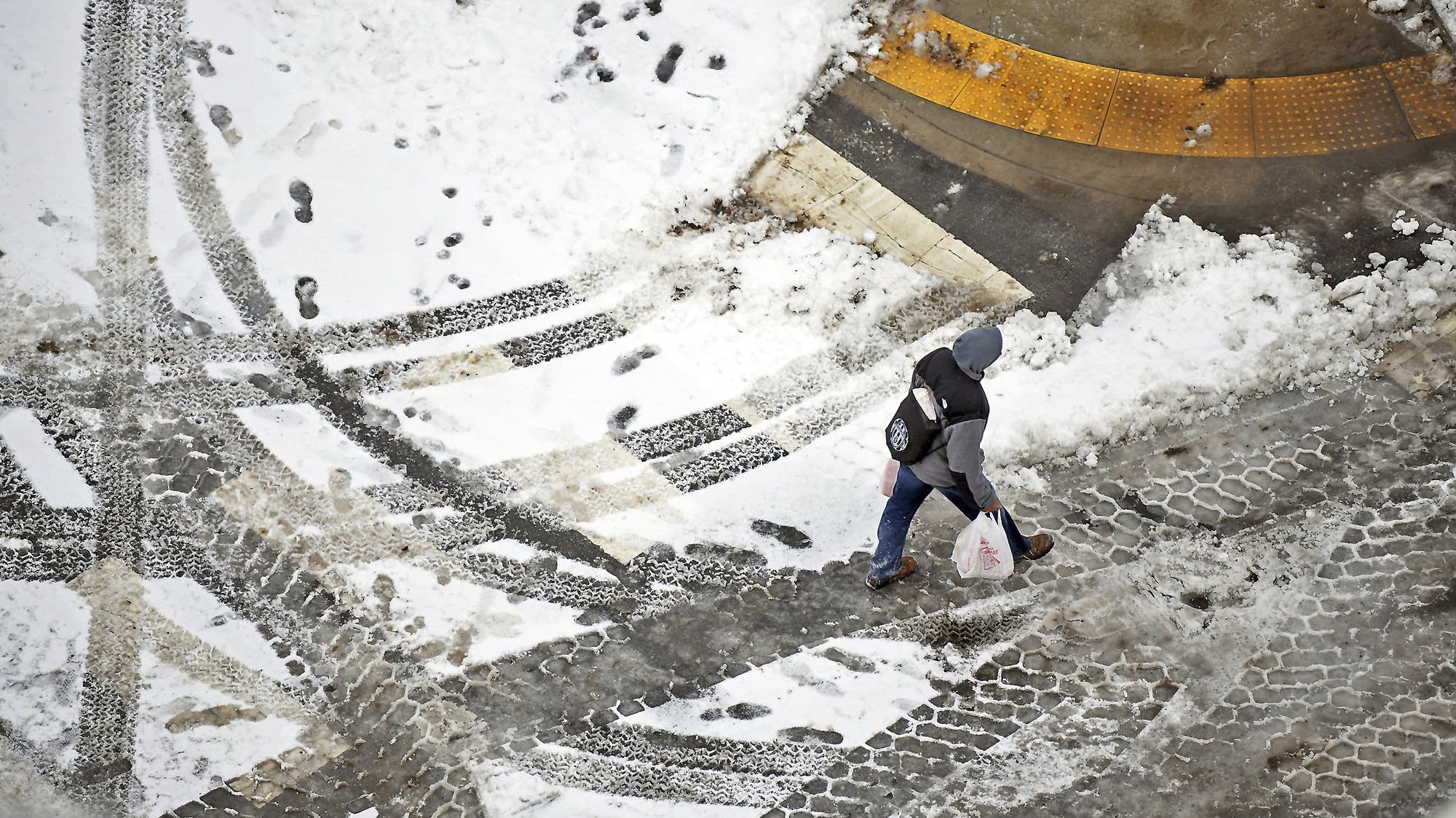 Frigid air, high winds cause dangerous travel conditions | MPR News