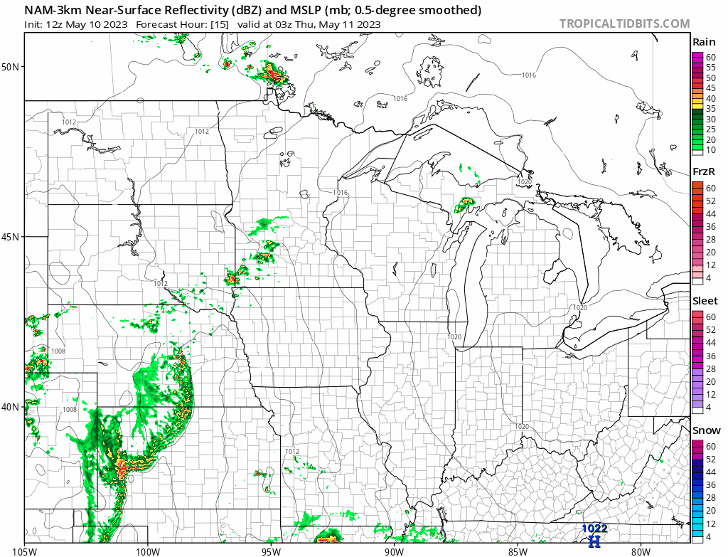 Heavy thunderstorm potential late Wednesday night