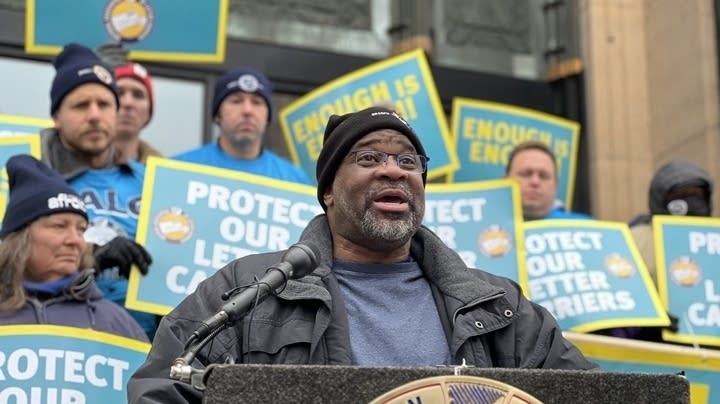 Postal workers rally in Minneapolis against 'senseless crimes' targeting mail carriers - Vimarsana News