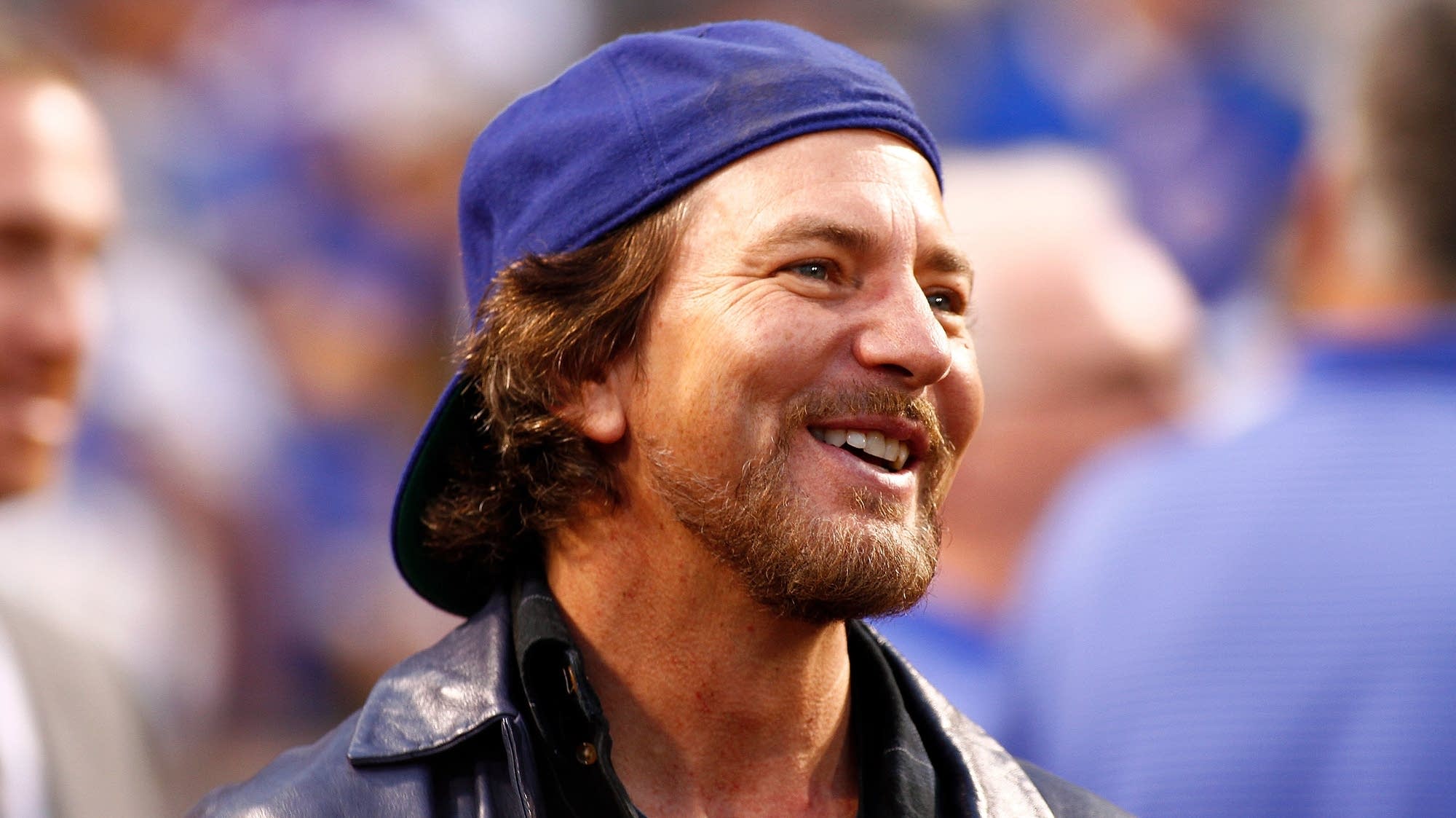 Music News: Eddie Vedder releases exclusive vinyl with Cubs tickets