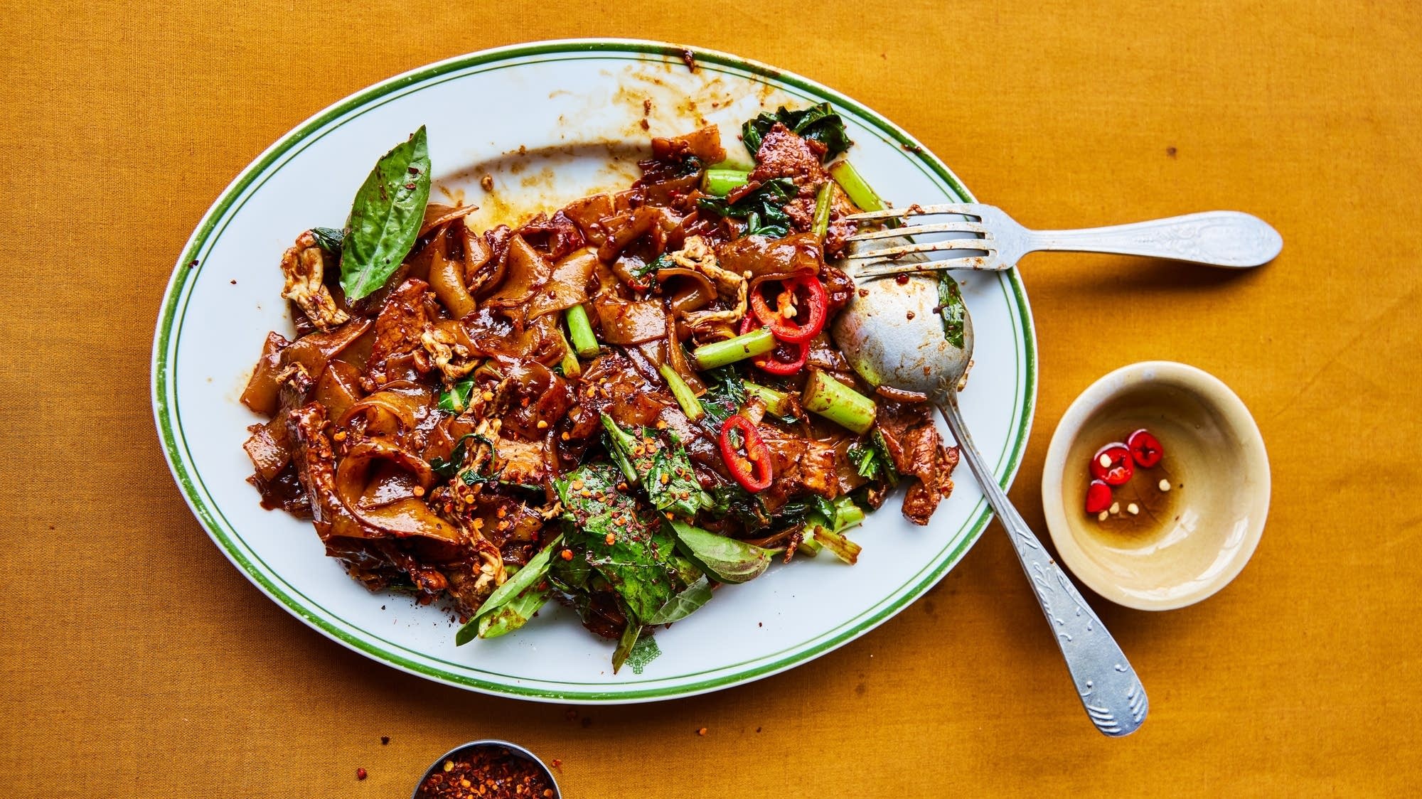 WNK_Drunken Noodles recipe from THAI: Anywhere and Everywhere