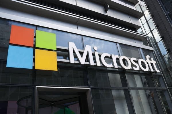 Microsoft IT issue affects global businesses