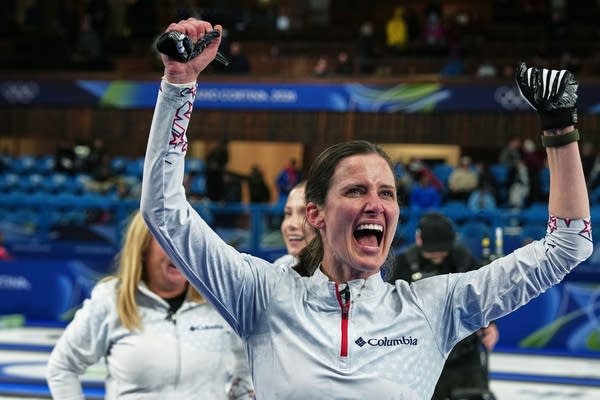 Tabitha Peterson and U.S. women reach Olympic curling semis with tight win over Switzerland