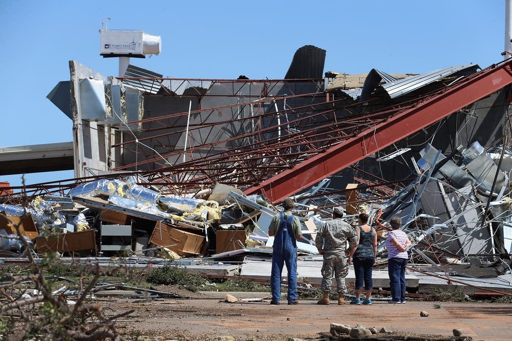 a78990-20130604-okla-tornadoes.jpg