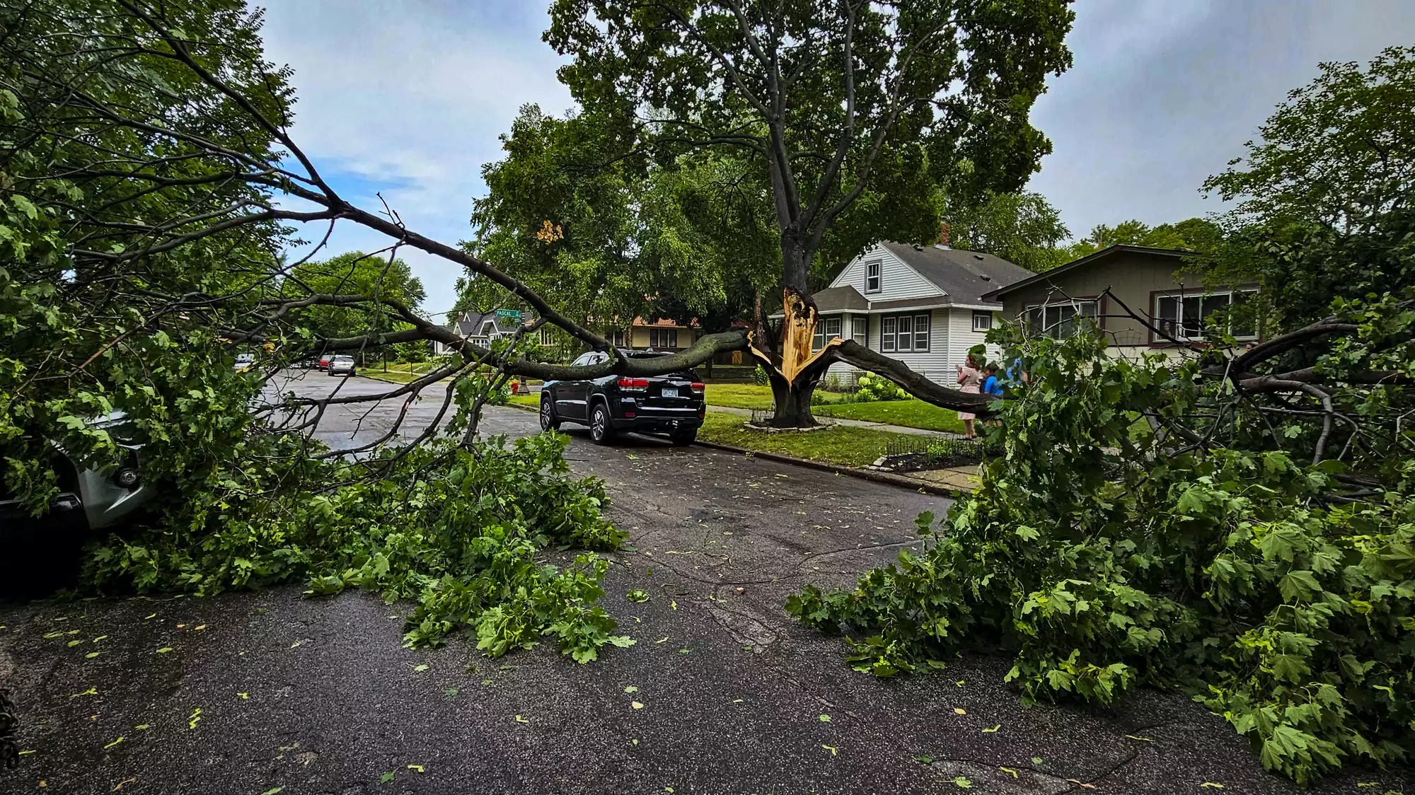 Severe storms cause damage, knock out power to thousands across Minnesota MPR News