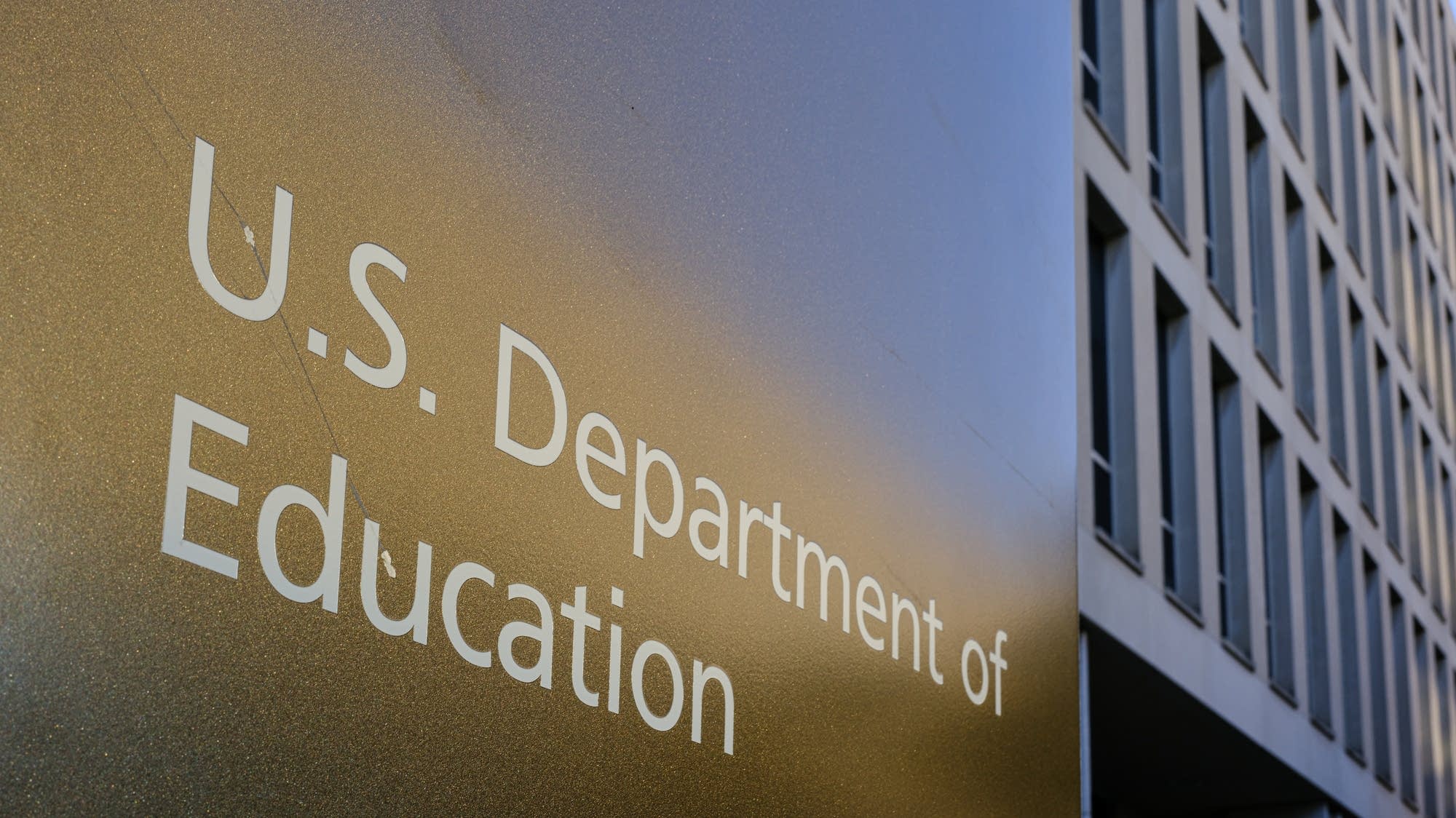 Federal earnings test puts college degrees on the clock