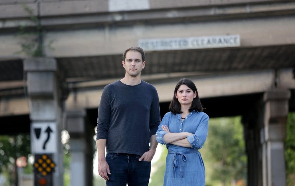 Couple wants bridge fixed
