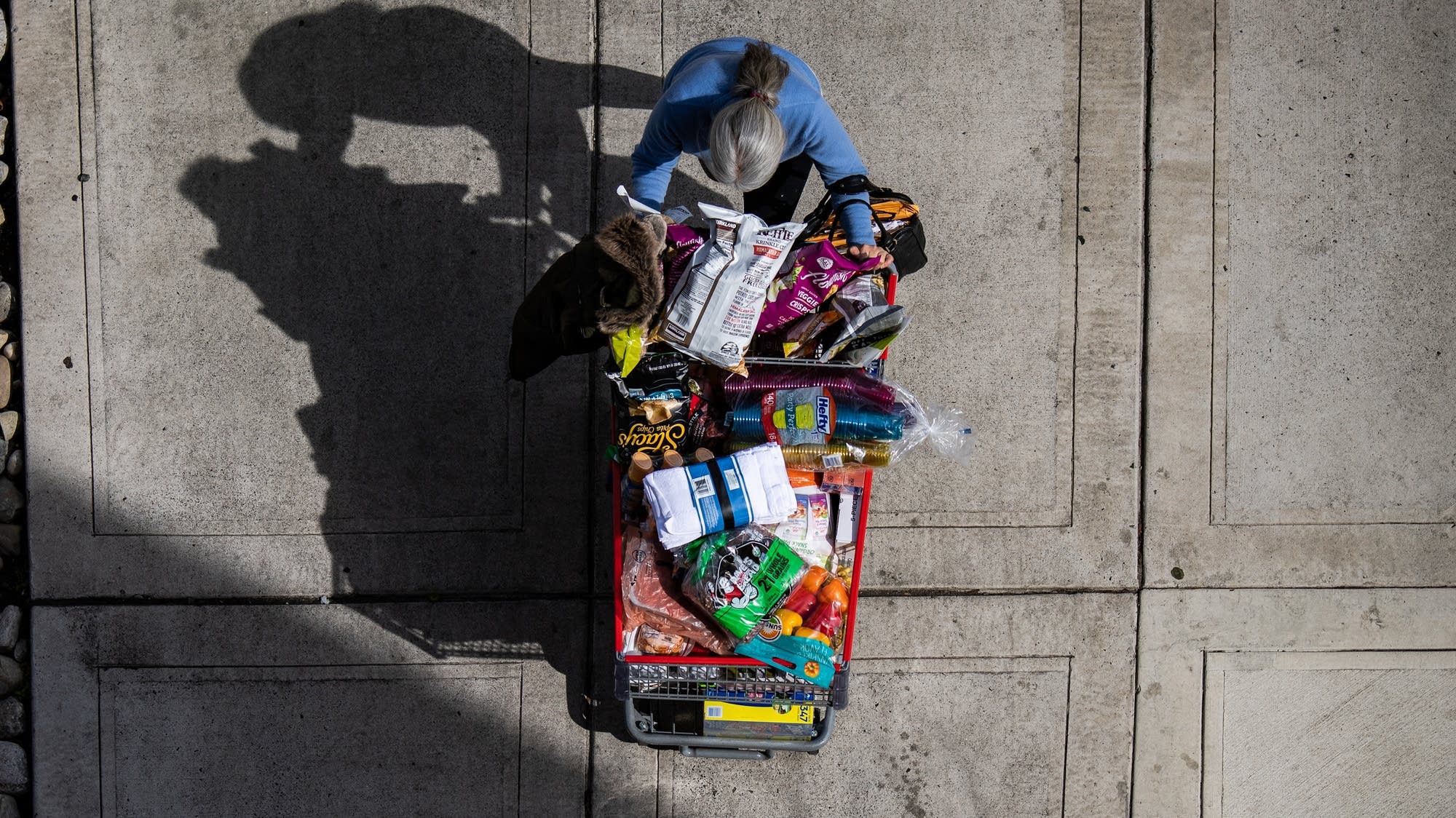 With retail spending on the rise, what's keeping the U.S. consumer going?