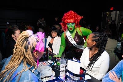 Jill Riley interacts with the crowd at Roxy's.
