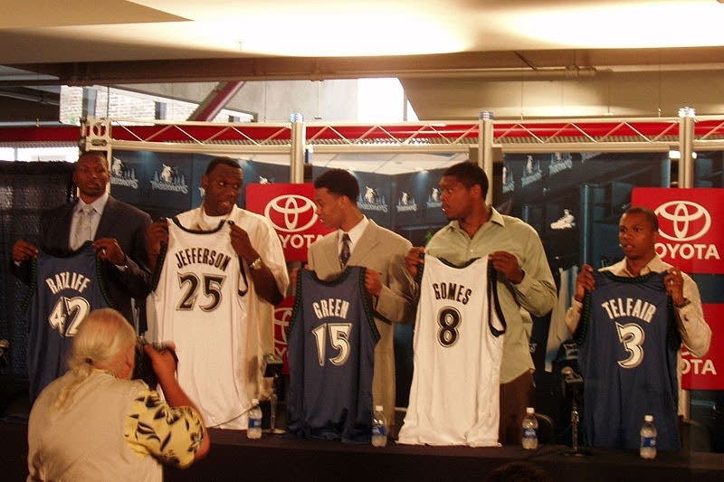 Five players for Garnett