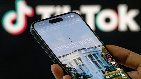 Bytes: Week in Review: Trump admin wants a stake in Intel, Meta criticized over chatbot policies, and the White House joins TikTok