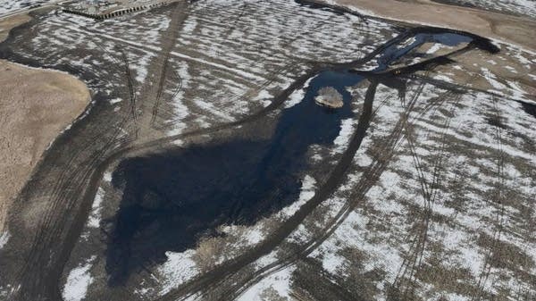 4df794-20250410-oil-spill-in-