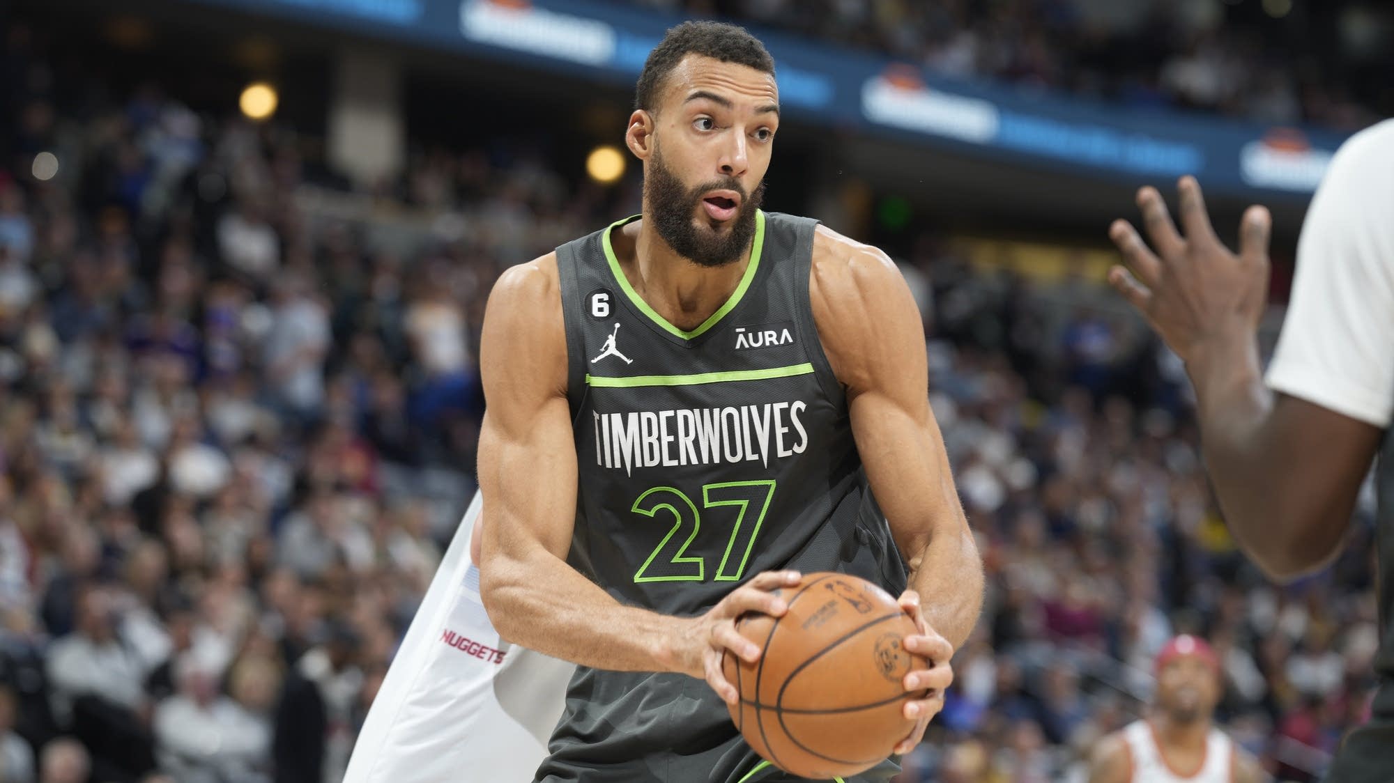 Timberwolves' Rudy Gobert makes 'money sign' at official and implies ...