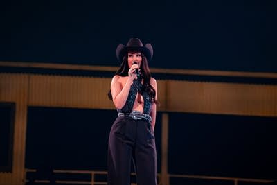 The Chart Show: Kacey Musgraves' "Mexico Honey" reclaims No. 1