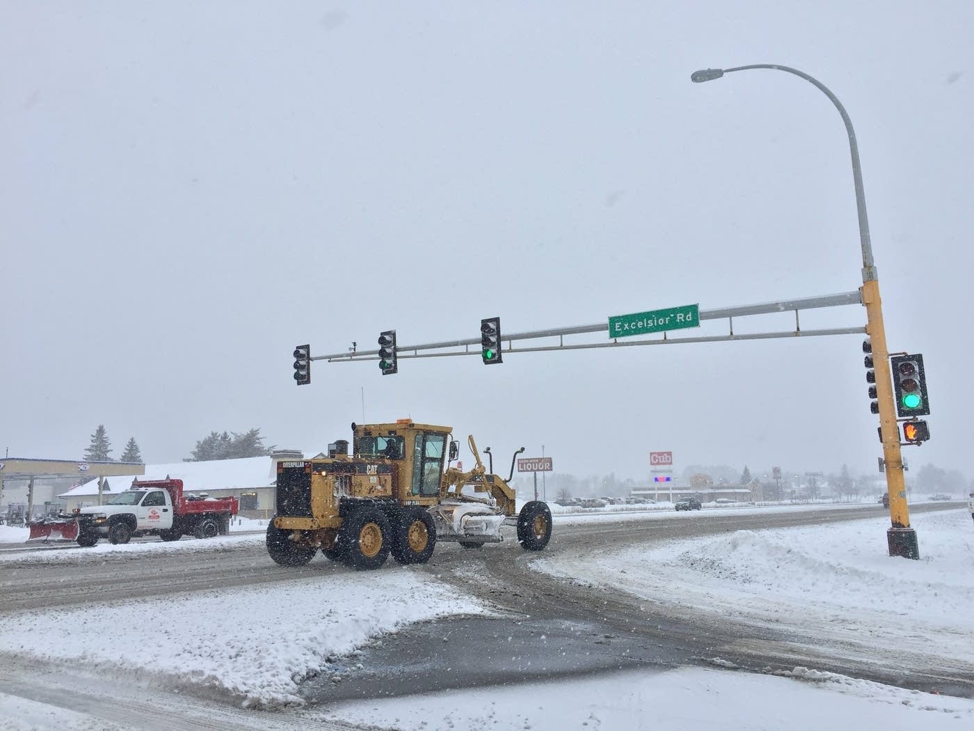 Photos Minnesota turns snowy, slushy, wet as winter storm hits MPR News