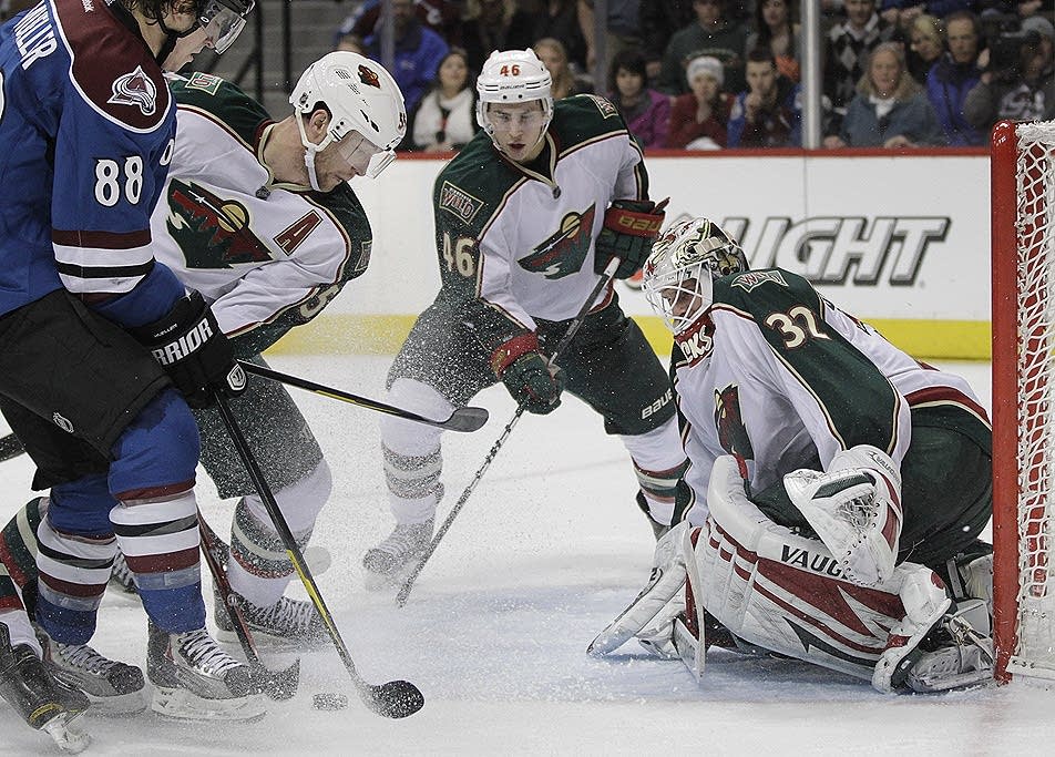 Niklas Backstrom gives Wild shutout