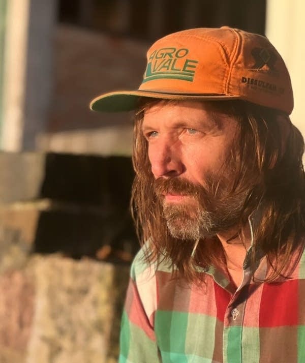 The Lemonheads frontman Evan Dando