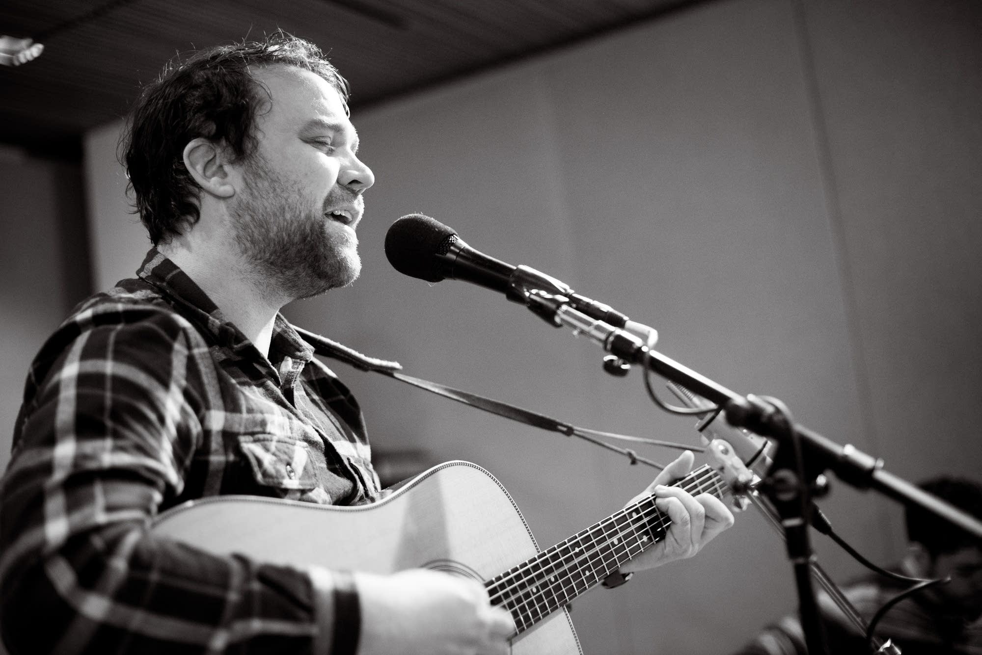 Frightened Rabbit perform in The Current studio