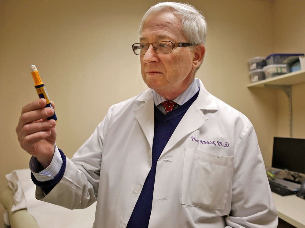 Dr. Mark Molitch