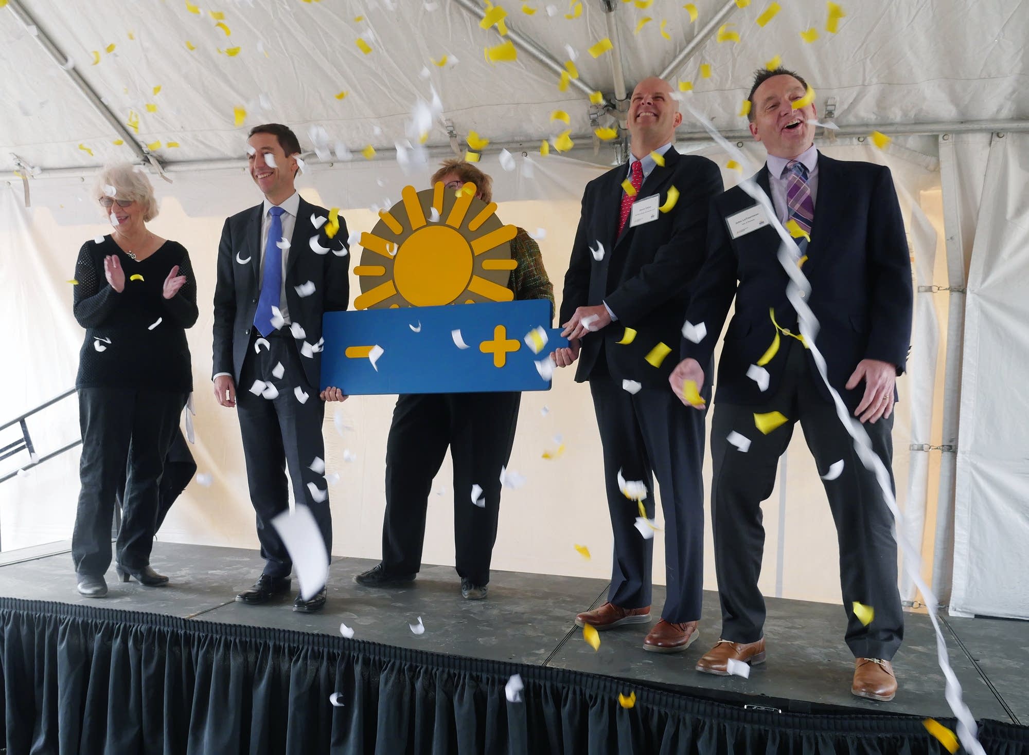 Future Arrives In Minnesota As Electric Cooperative Unveils Battery Connexus Energy Introduced Its Innovative Solar Plus Storage Project