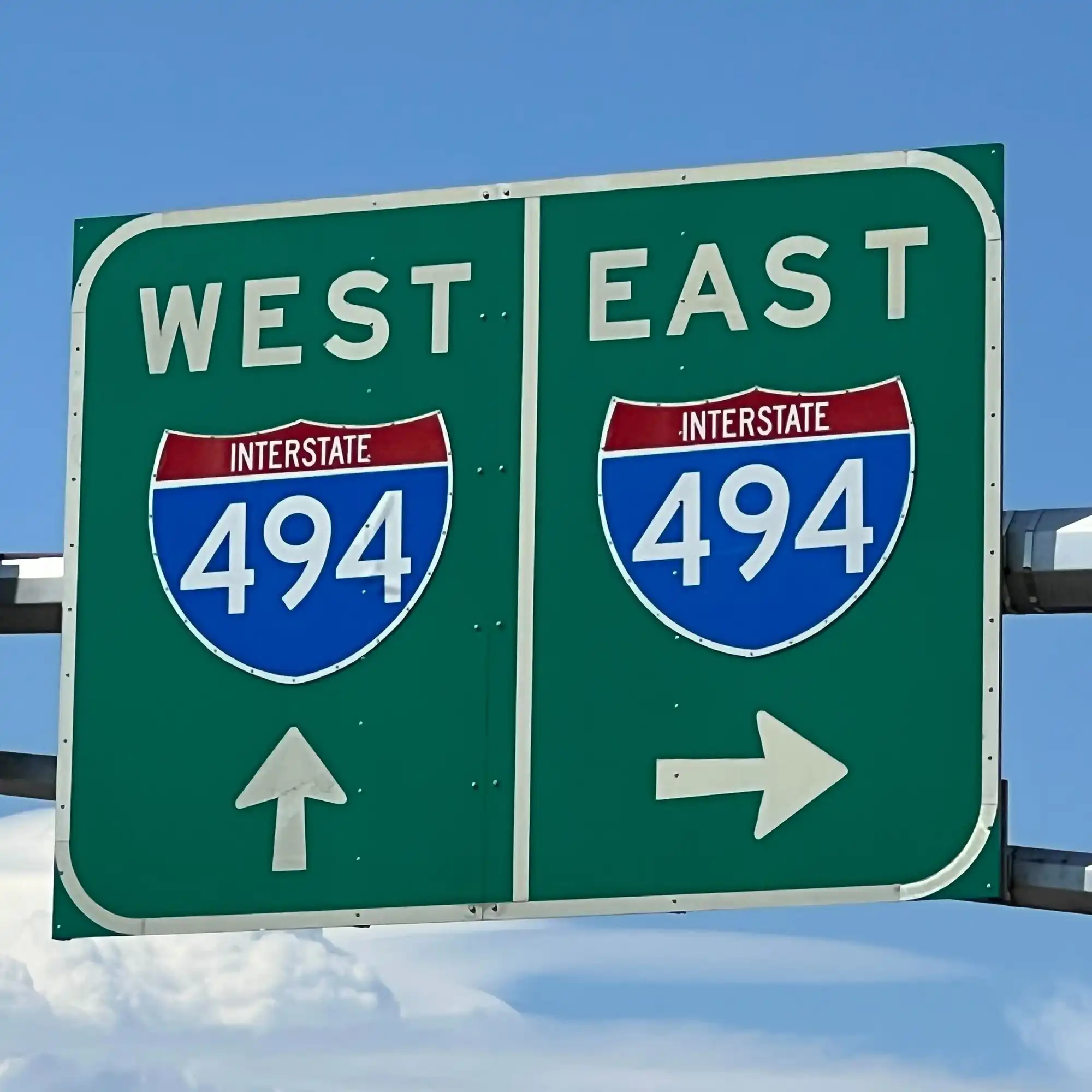 b25498-20250529-highway-signs-