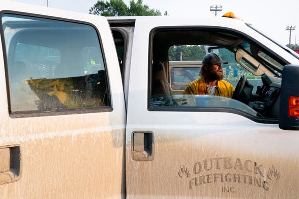 More firefighters, more worries as NE Minnesota wildfires burn