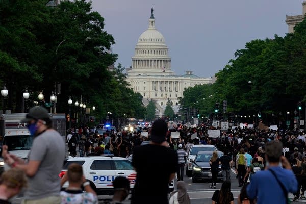 FBI fires agents photographed kneeling during 2020 racial justice protest