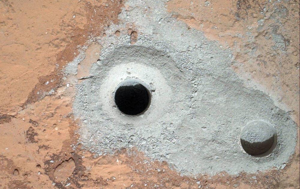 Curiosity rover drill hole