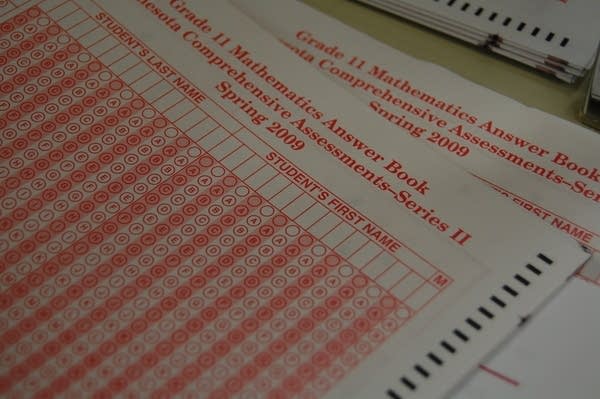 Some improvement, but Minnesota test scores mostly flat