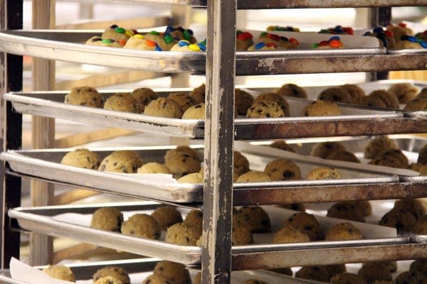 Cookies are prepared and ready to bake.