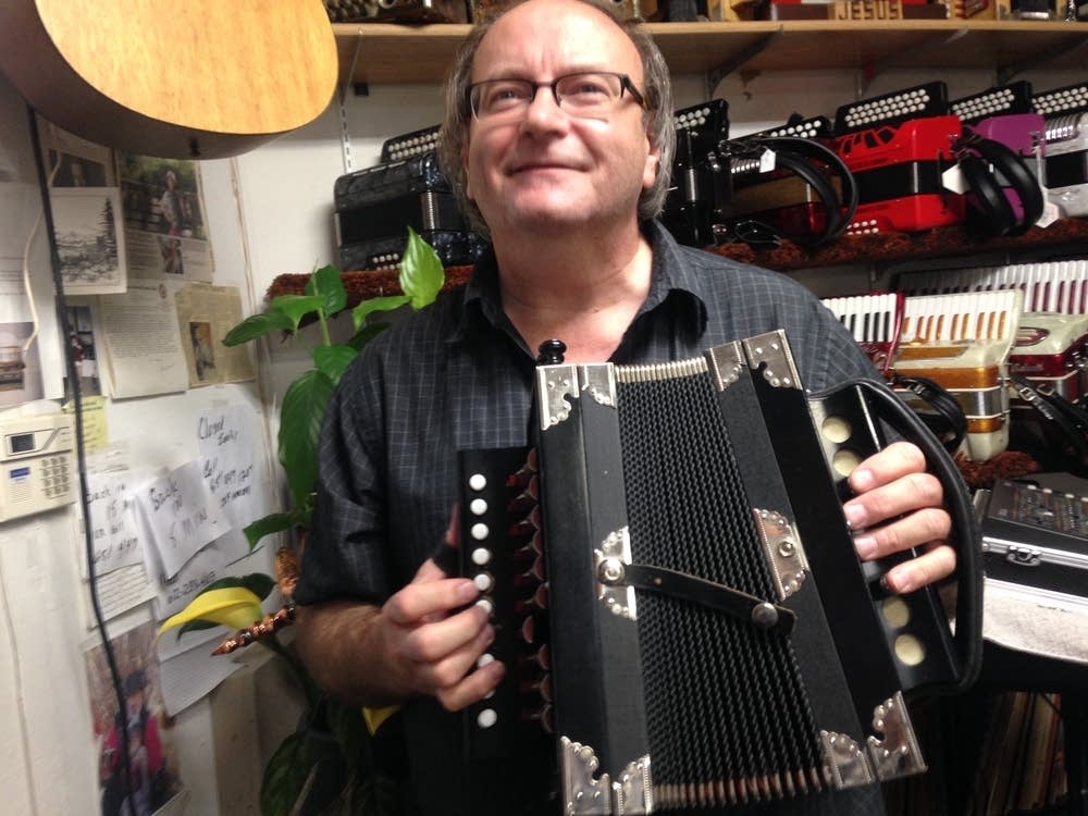 Accordion heaven St. Paul's Mahler Music Center serves 'our own little