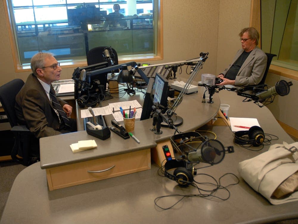 Eichten interviews Keillor