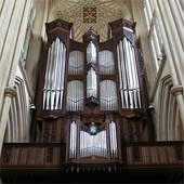 1997 Klais at Bath Abbey, England