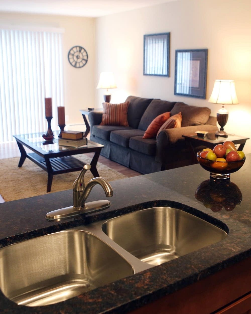 Problem St Paul Apartment Buildings Re Open With Help Of Private