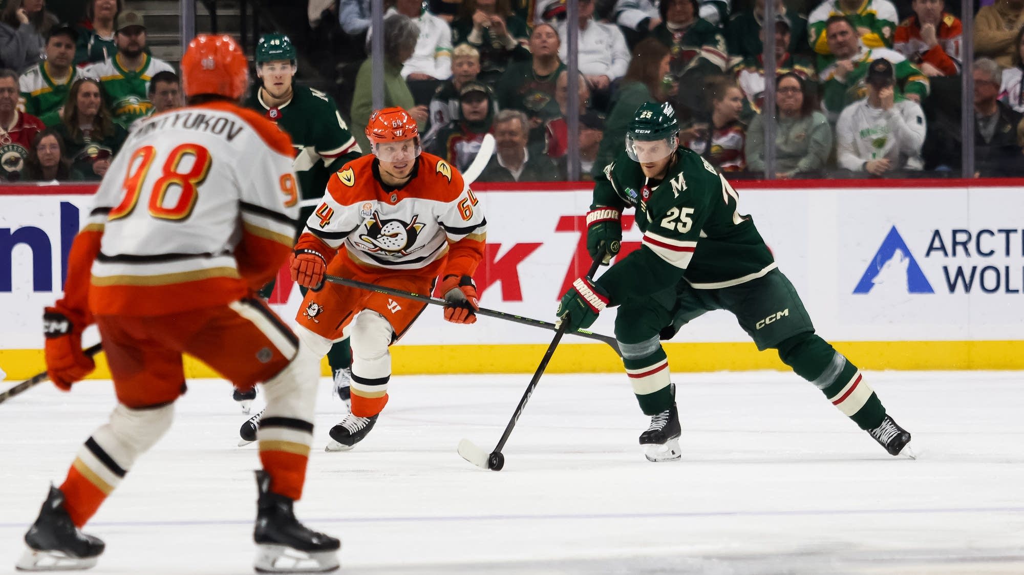 Wild will be without Joel Eriksson Ek and Jonas Brodin for first two games of series vs. Avs