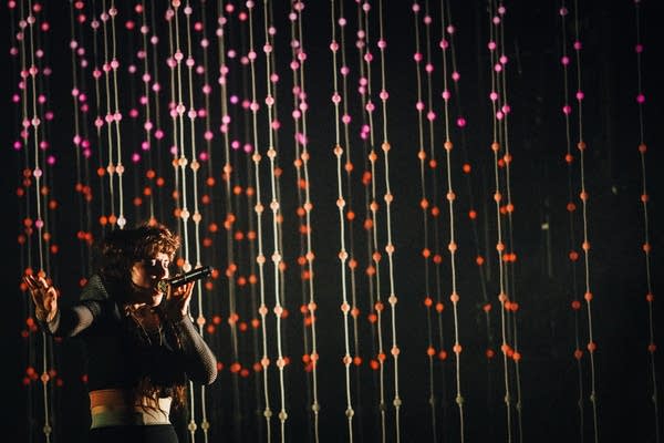 150610_purity_ring_310