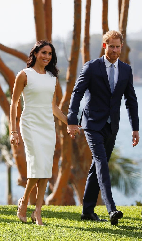 SYDNEY, AUSTRALIA - OCTOBER 16: Prince Harry, Duke of Sussex and Meghan, Duchess of Sussex attend a Welcome Event at Admiralty House on October 16, 2018 in Sydney, Australia. The Duke and Duchess of Sussex are on their official 16-day Autumn tour visiting cities in Australia, Fiji, Tonga and New Zealand. (Photo by Phil Noble - Pool/Getty Images)