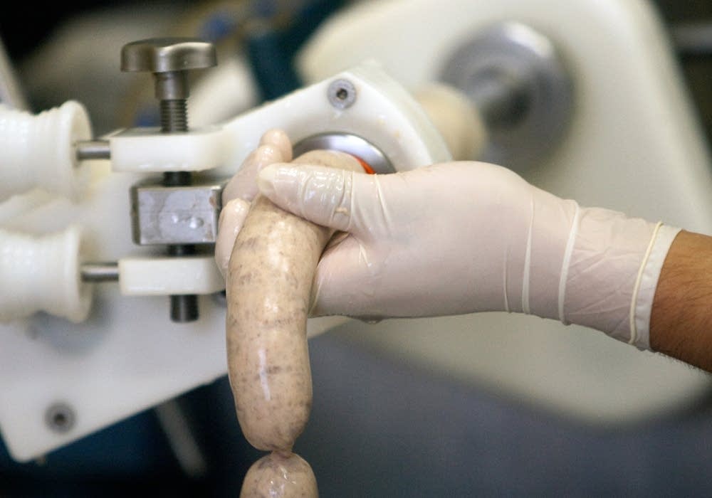 Making polish sausage