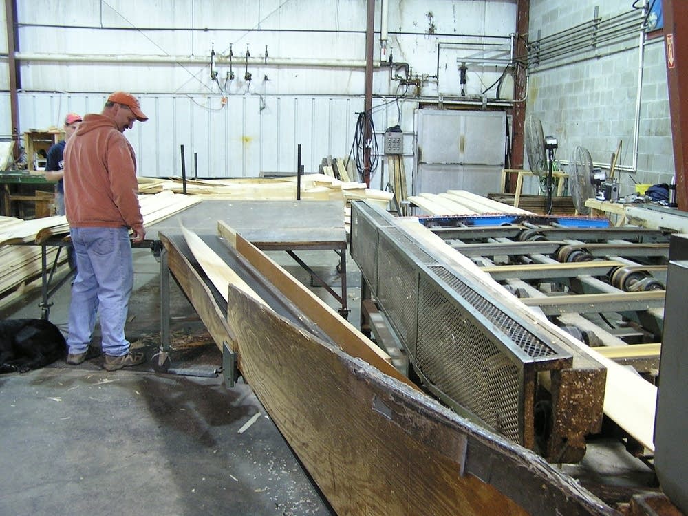 Veneer cutter