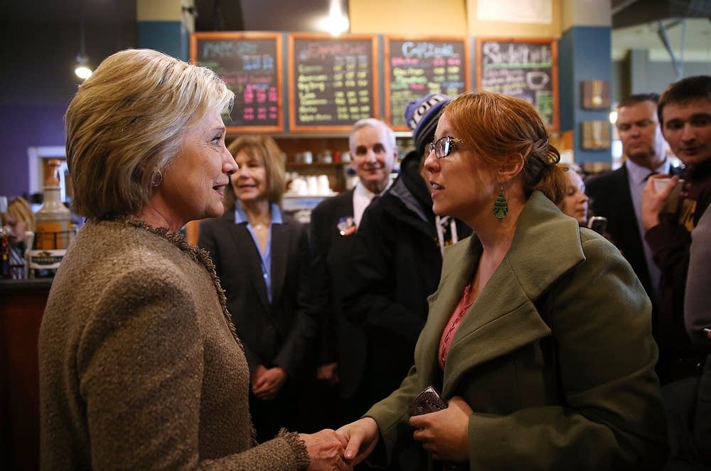Clinton greets patrons at Mapps Coffee.