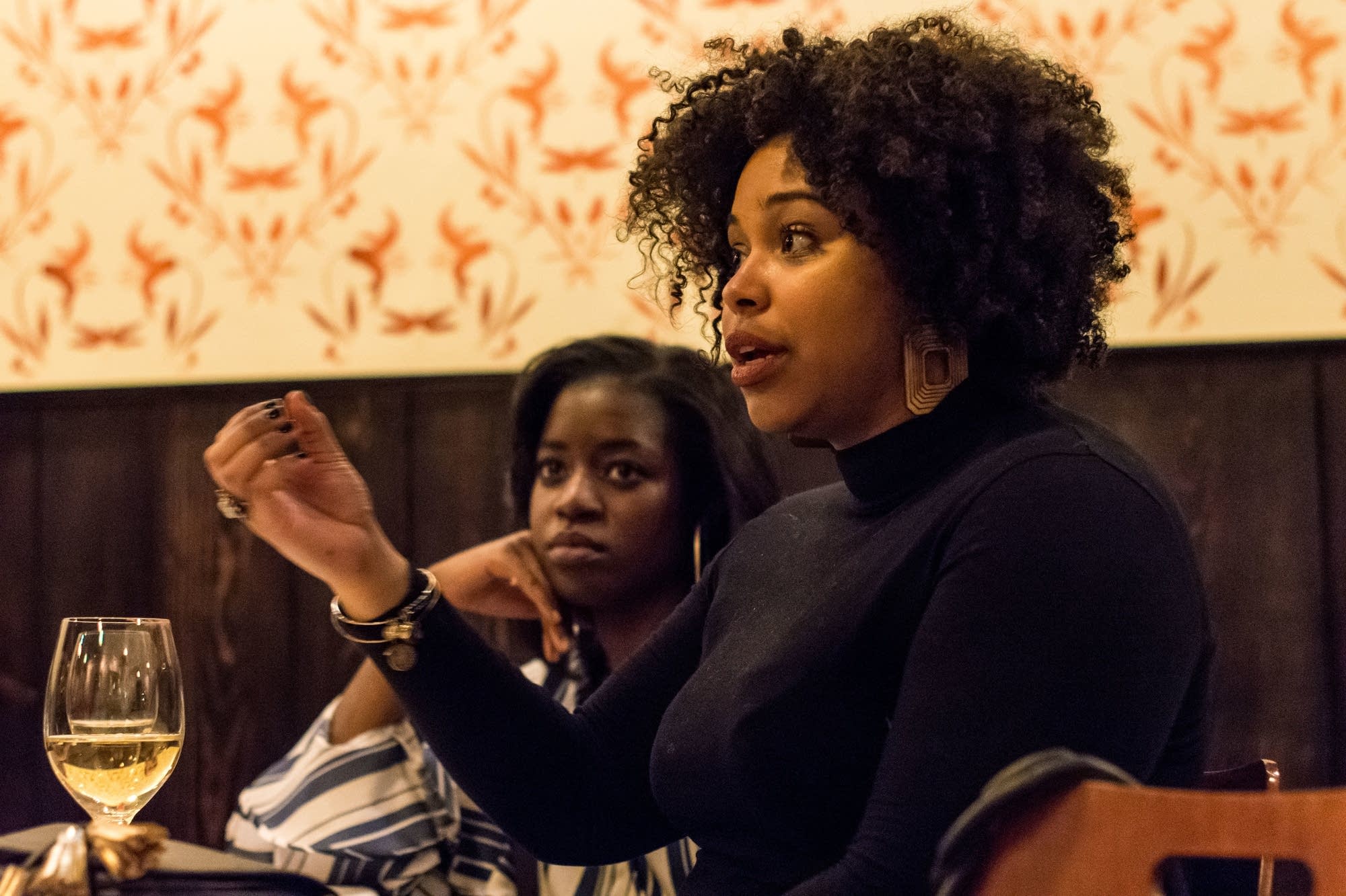 Vanessa Santana talks about her experiences with relationships and dating.