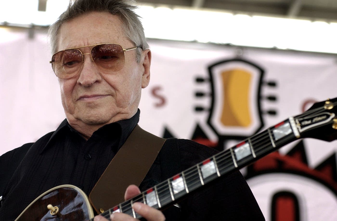 Scotty Moore, guitar legend who played with Elvis, dies at 84 | MPR News