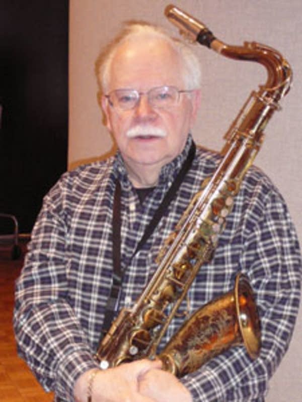 Saxophonist Dave Karr
