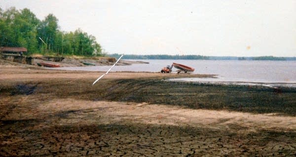 Shoreline of Kec's Resort in 1987
