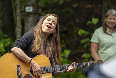 Morning Hike with Sarah Morris