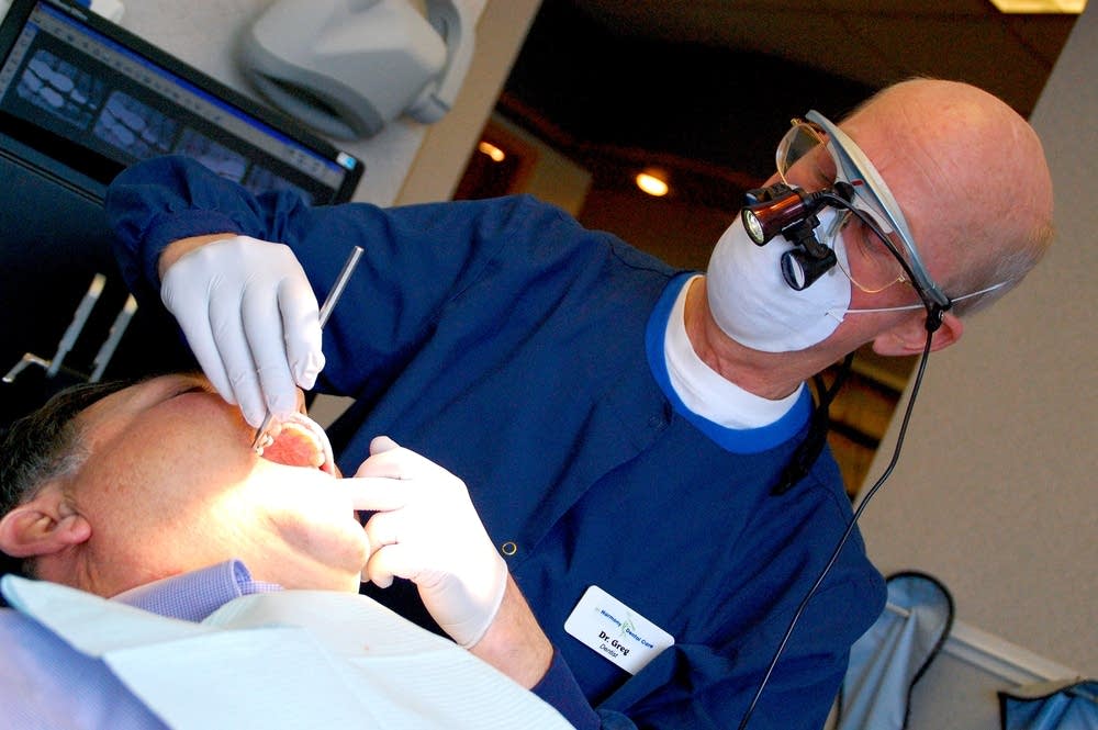 Dr. Greg Hanson