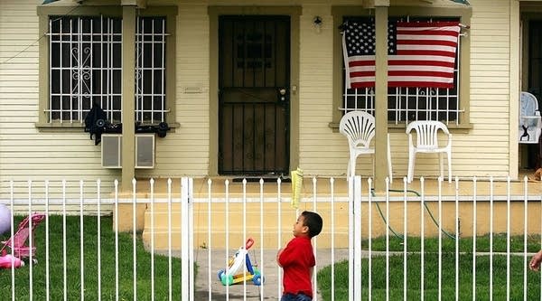 American household income finally topped 1999 peak last year